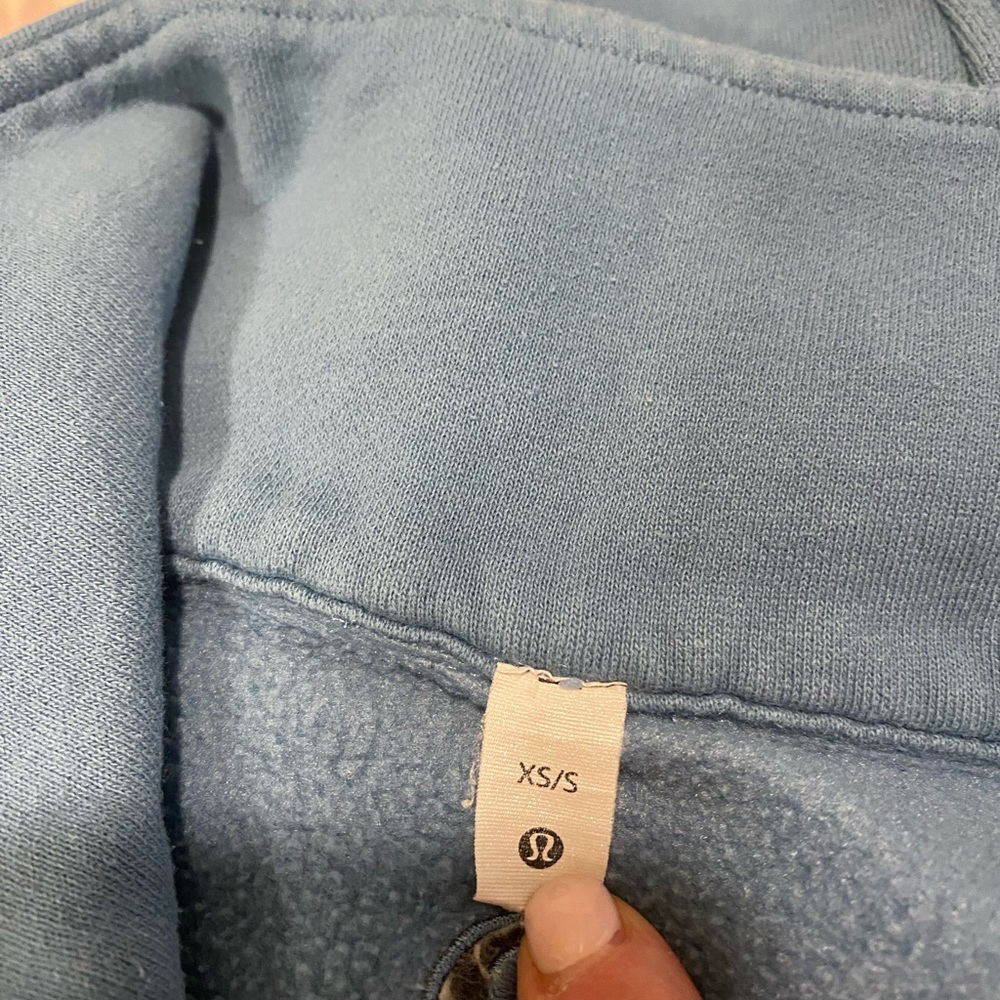 Lululemon scuba barely worn